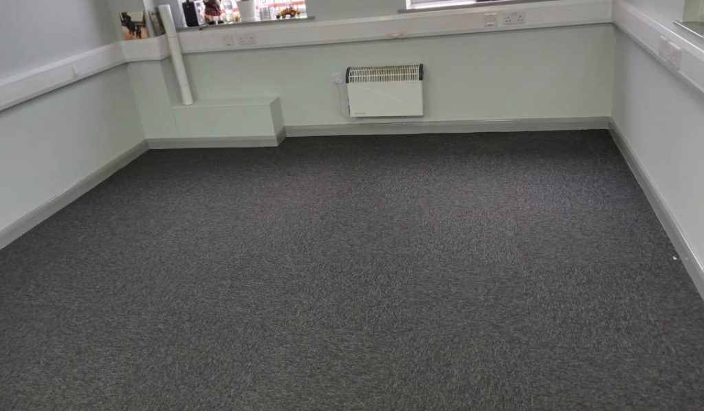 322404270_1150285875683885_3894189234063045874_n office carpet
