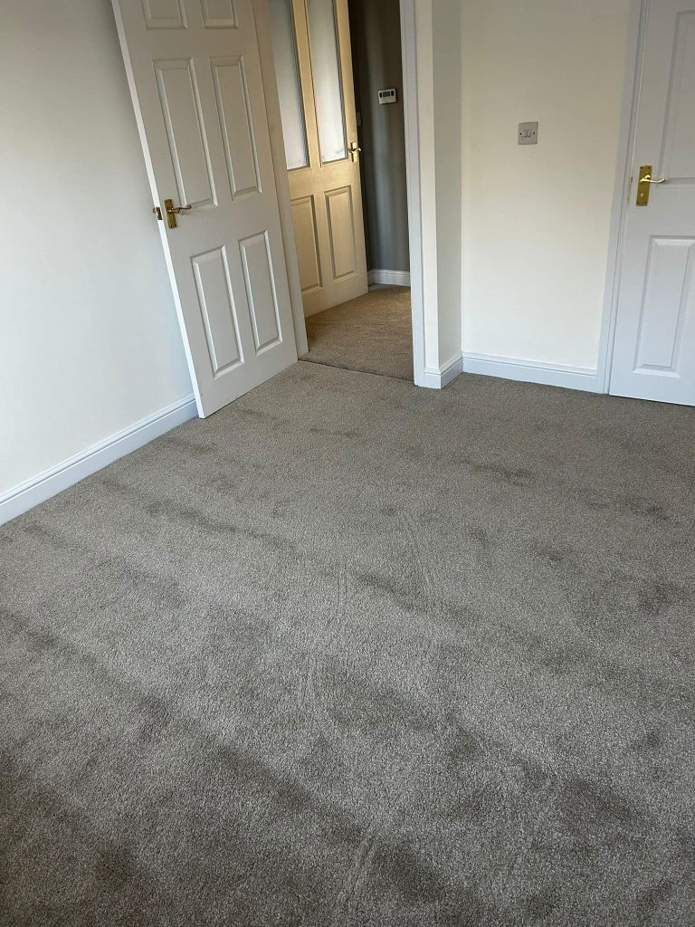 329911014_491151719881676_6112630279843002388_n carpet fitting