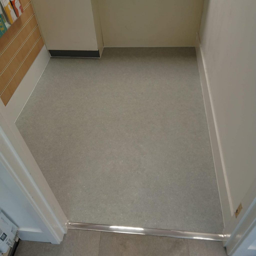 330368087_1286393678582750_7962954792179276705_n luxury vinyl flooring for offices