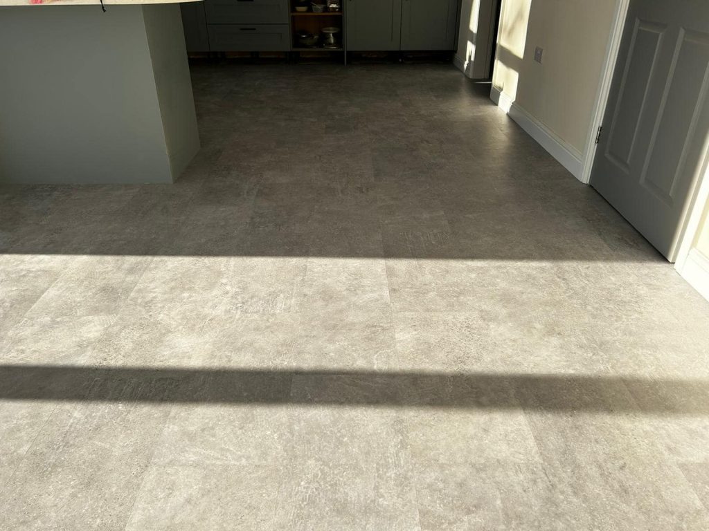 332567115_541013324534269_7965784842104266815_n stone effect flooring tiles for kitchens, bathrooms and hallways